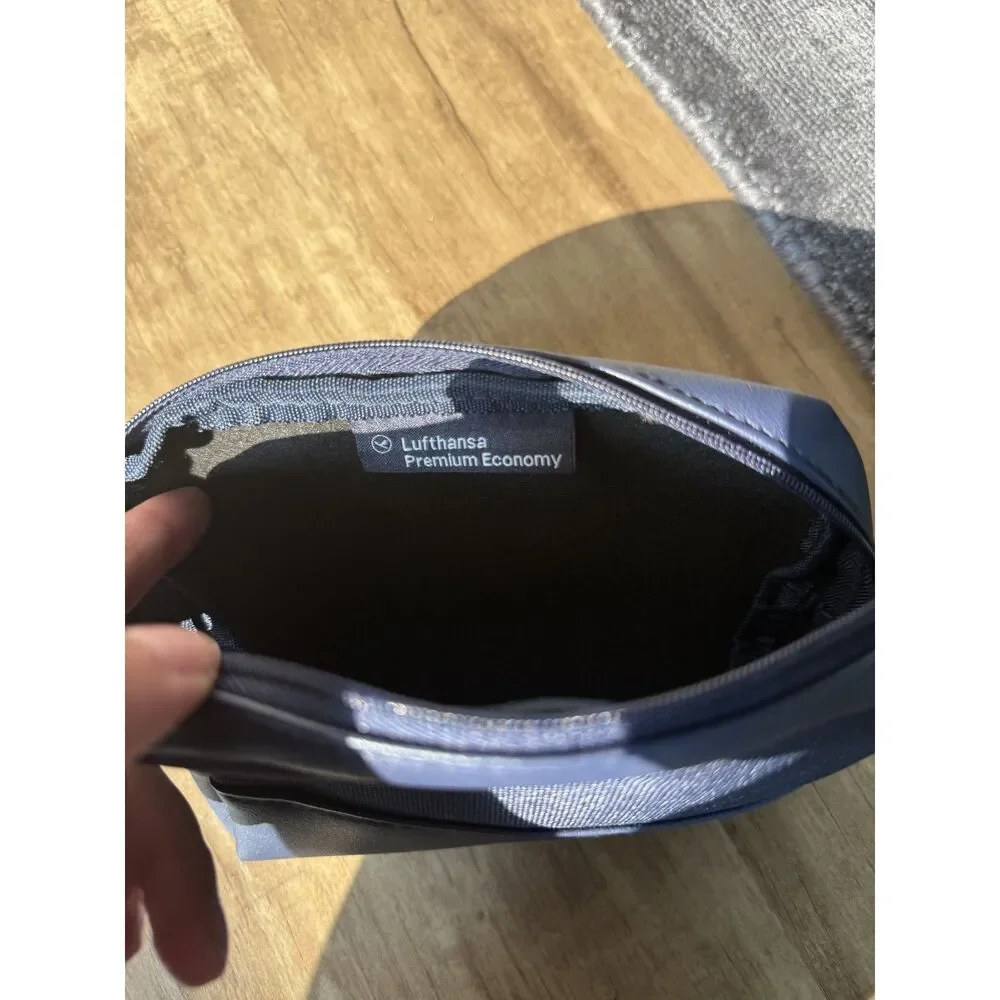 Lufthansa Premium Economy Class Navy Blue Toiletry Bag Cosmetic Makeup Pouch